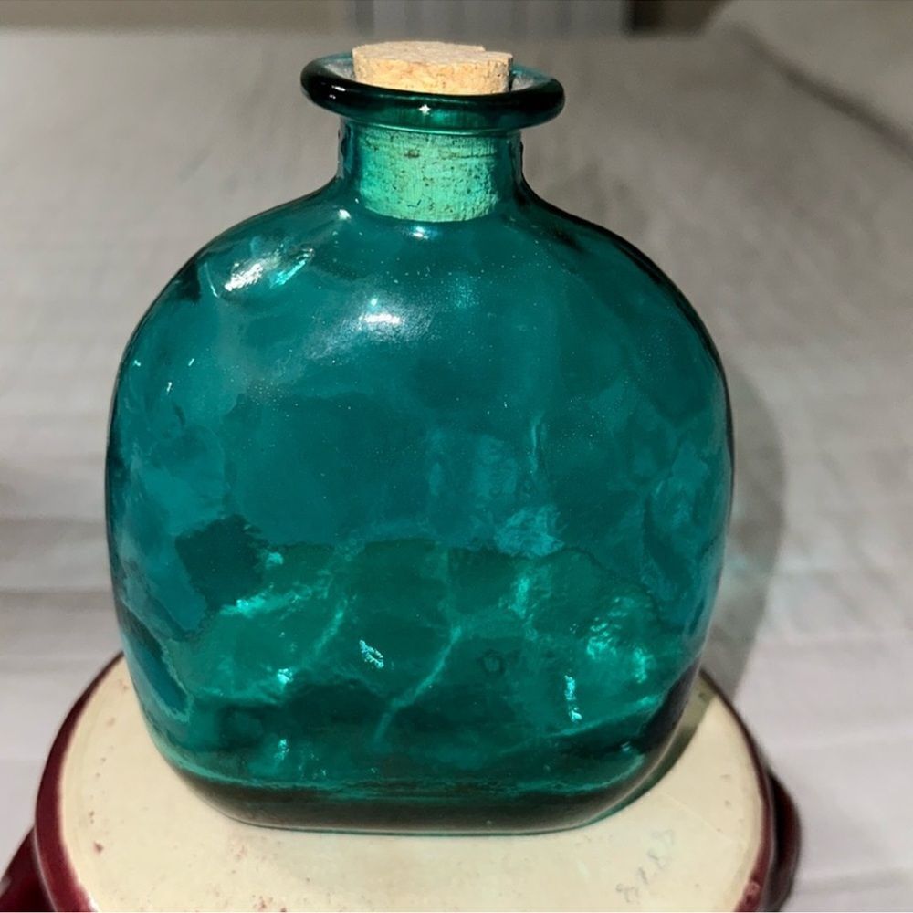 KNOBLER Glass of Spain Blown Small Blue Clear Glass Decanter